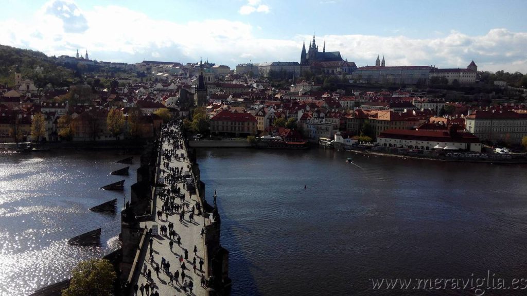 torre puente praga