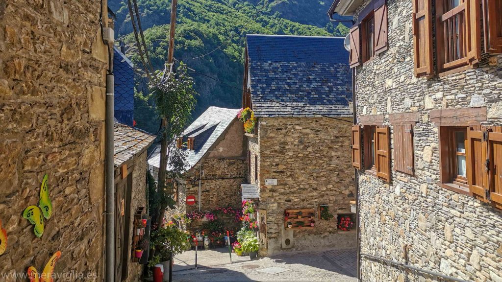 Calle de Bagergue, pueblo de la Val d'Aran